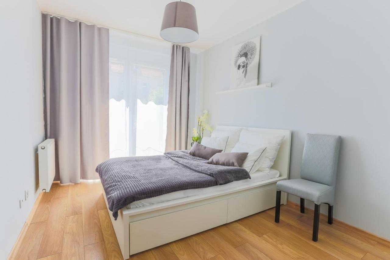 Coin Apartamenty Breslavia Exterior foto