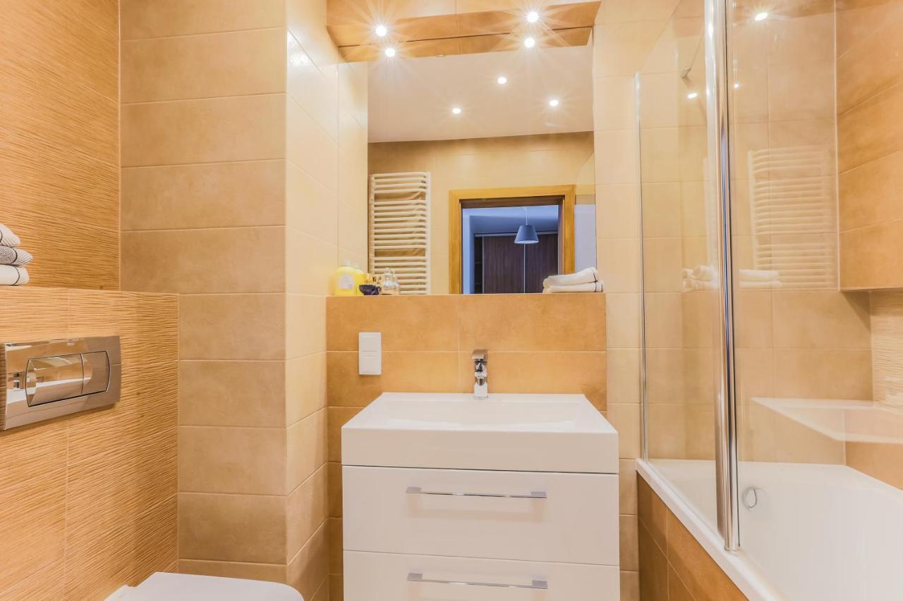 Coin Apartamenty Breslavia Exterior foto