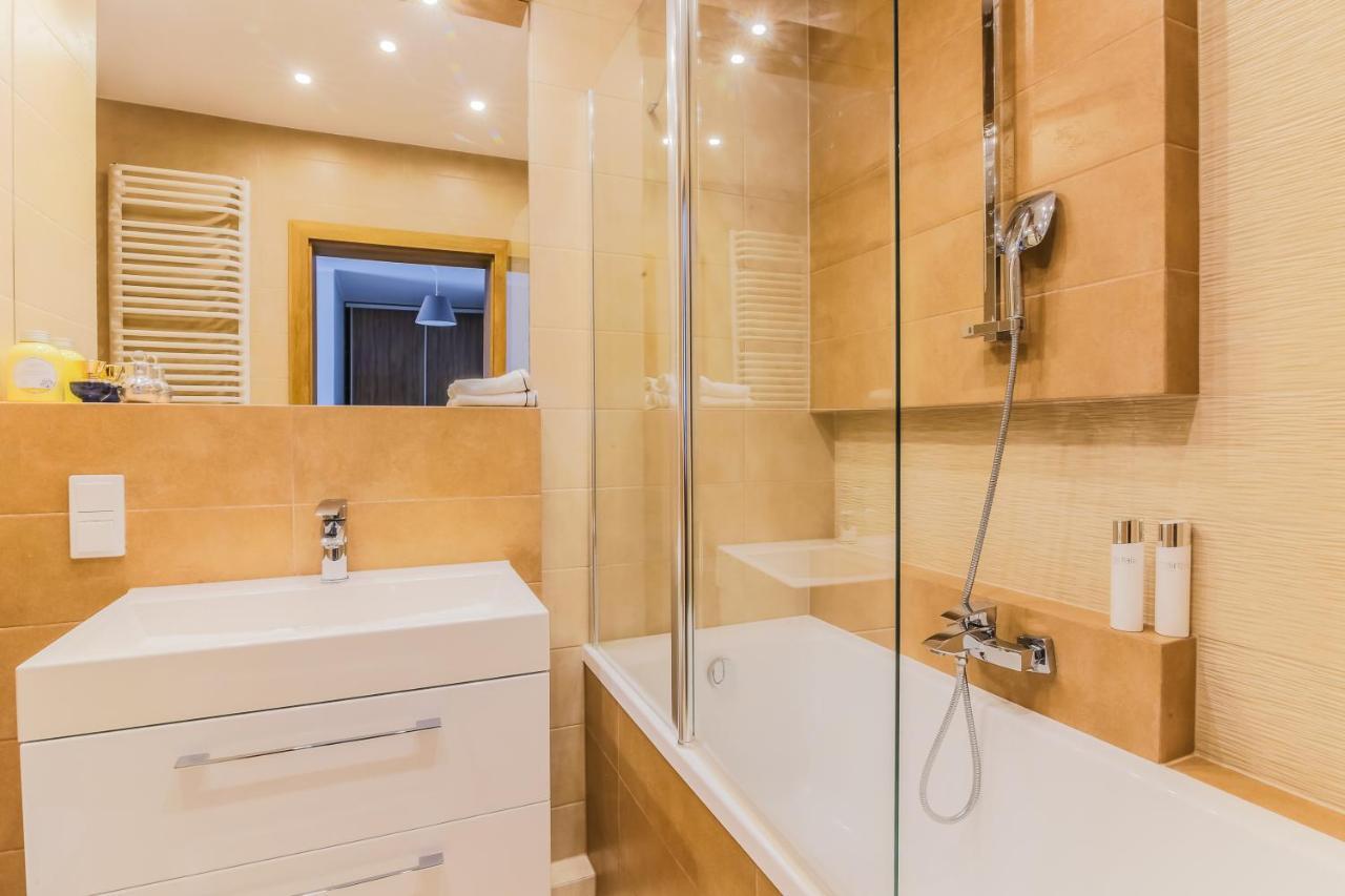 Coin Apartamenty Breslavia Exterior foto
